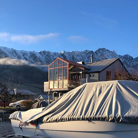 Qt Inntouch Queenstown Exterior photo